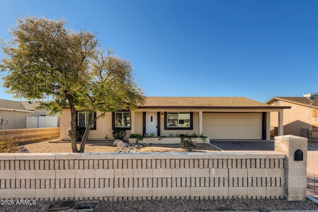 3429 E Blanche Drive - Photo 0