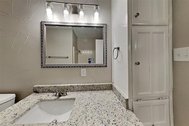 6437 High Lawn Terrace - Photo 14