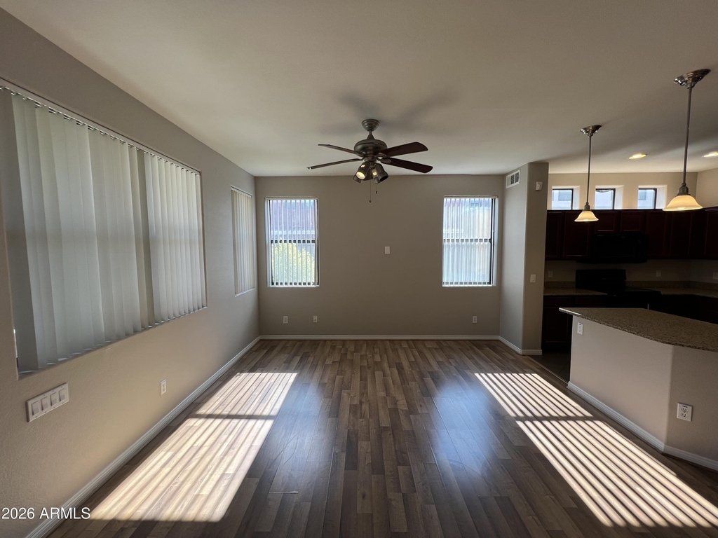 123 N Washington Street - Photo 6