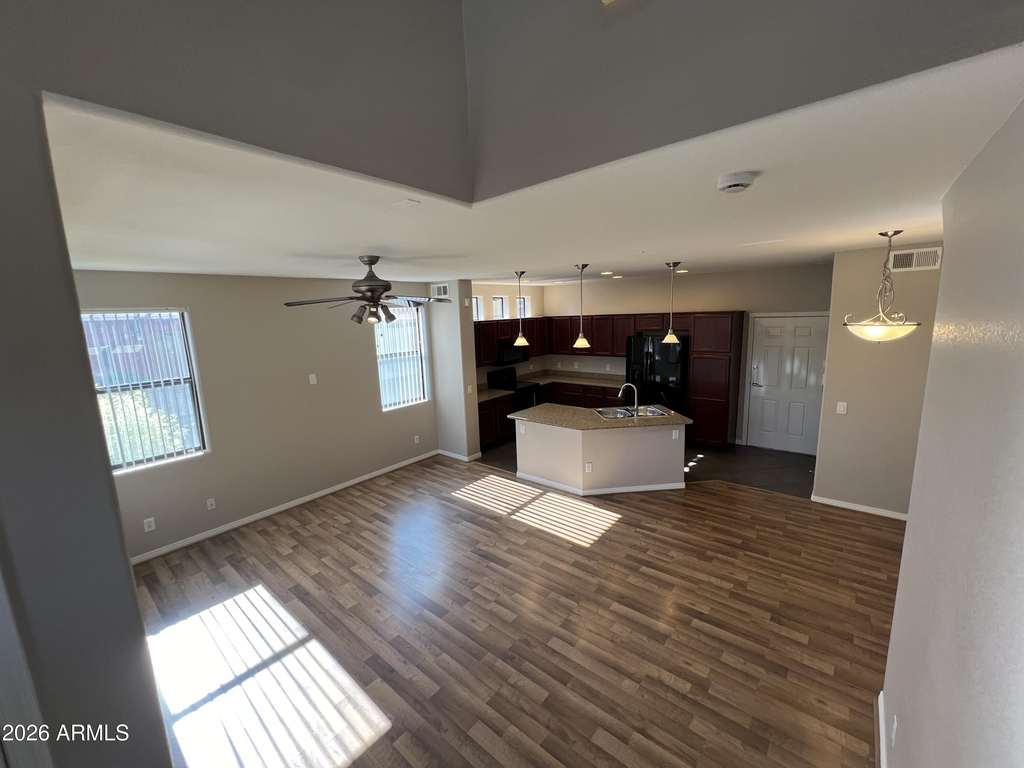123 N Washington Street - Photo 9