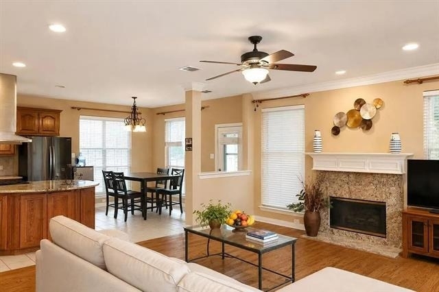 1314 Salado Drive - Photo 5