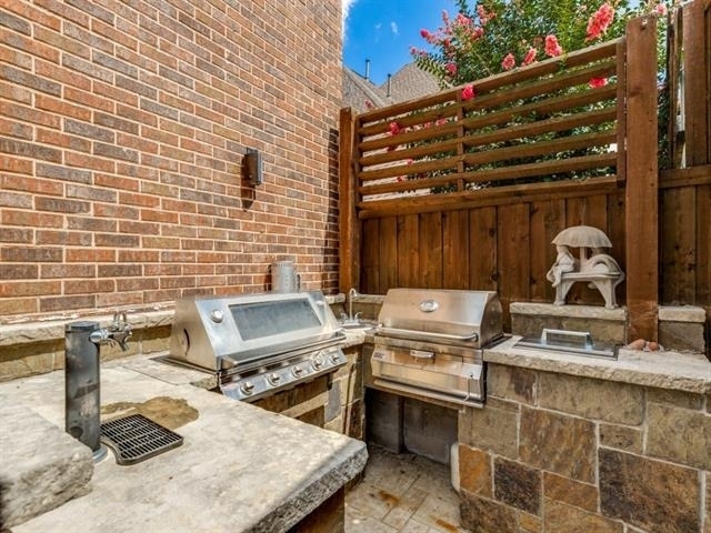 411 Brazoria Drive - Photo 22