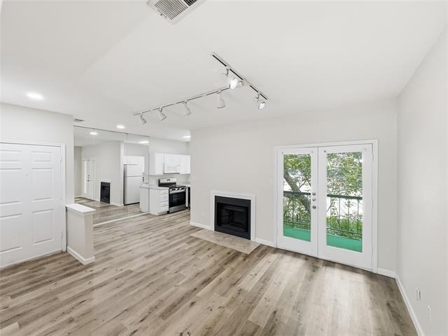 7126 Holly Hill Drive - Photo 4