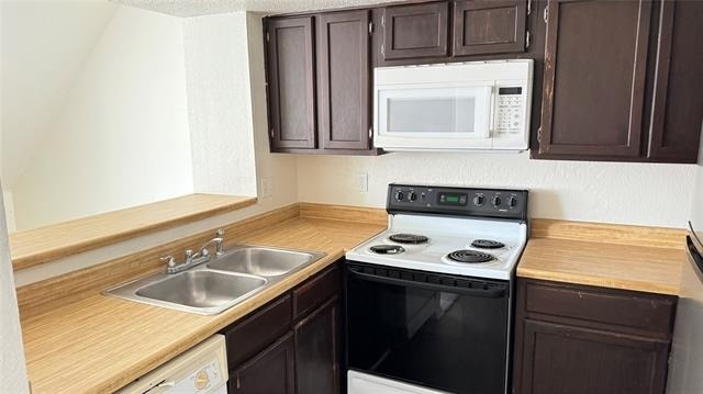 9833 Walnut Street - Photo 1