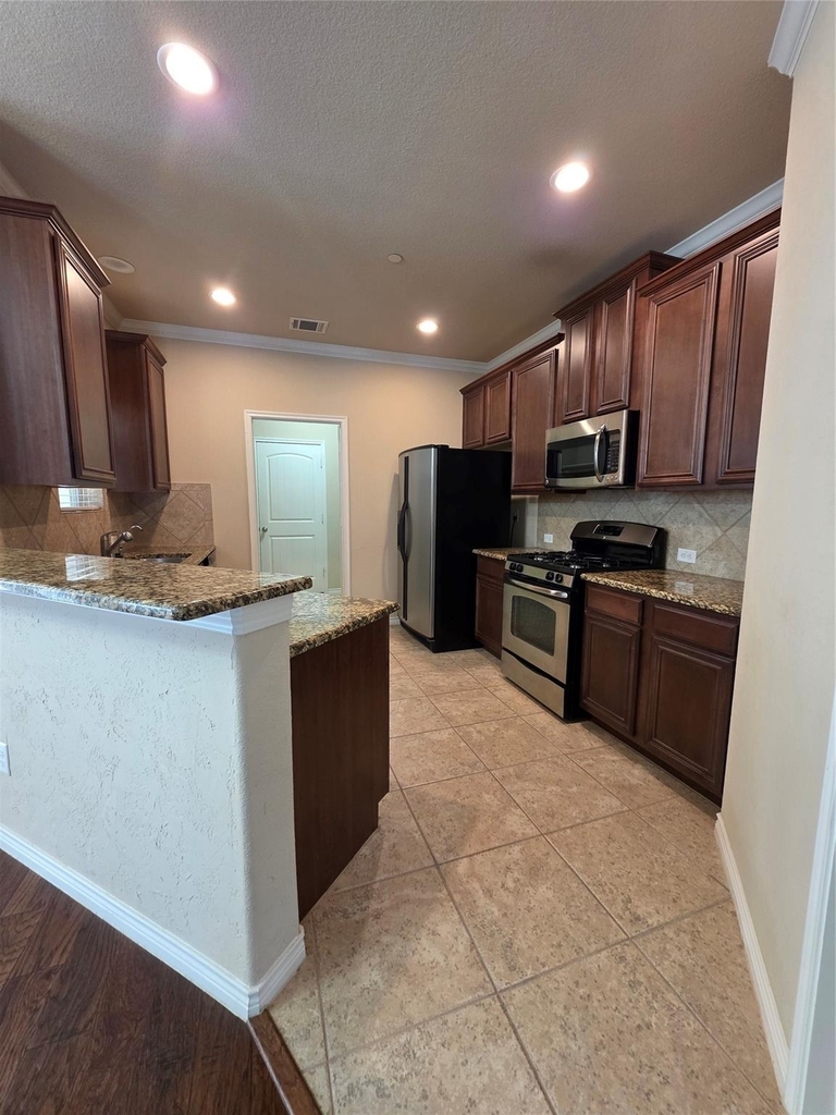8717 Whitehead Street - Photo 13