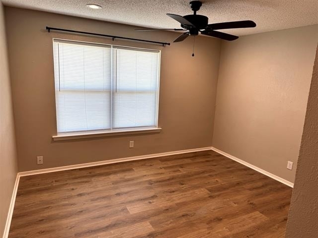 321 E Lake Street - Photo 14