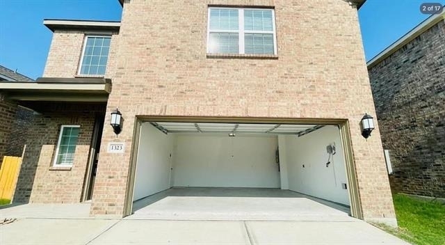 1323 Windermere Way - Photo 1