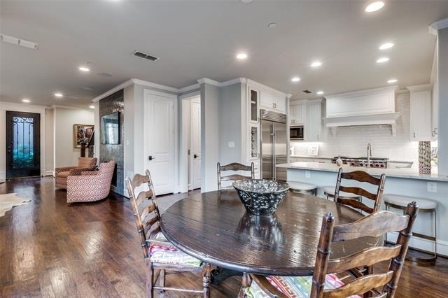 4518 Normandy Avenue - Photo 7
