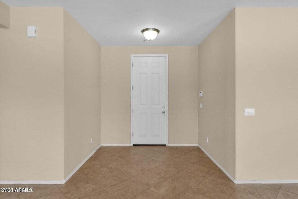 5542 W Kowalsky Lane - Photo 5
