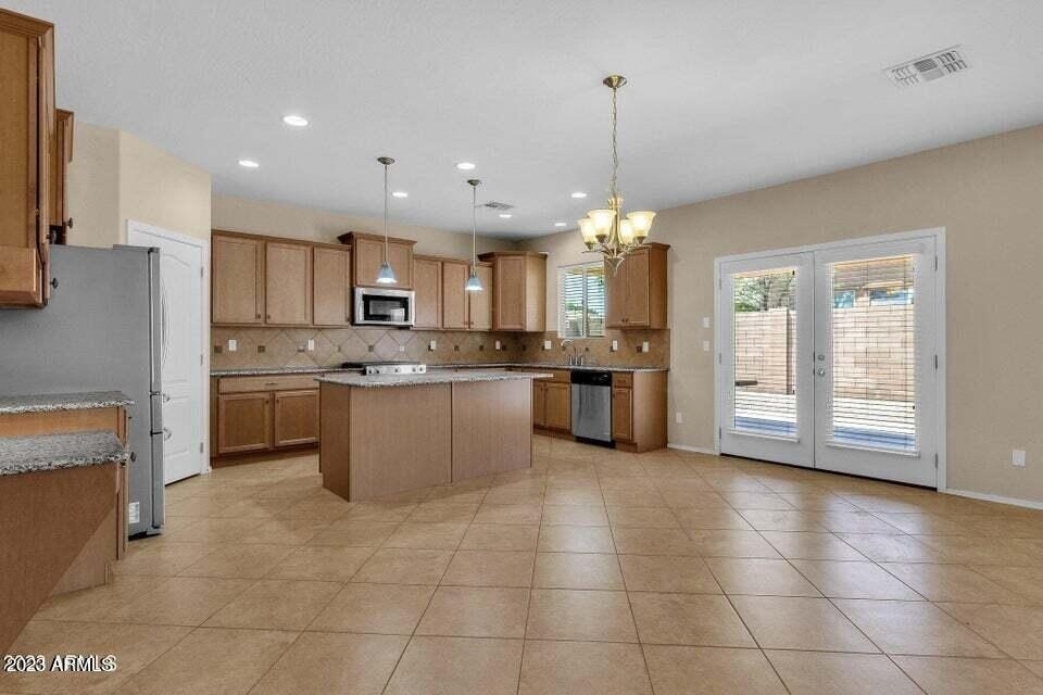 5542 W Kowalsky Lane - Photo 9
