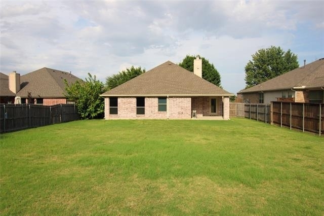 215 Wooded Creek Avenue - Photo 22