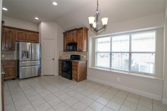 215 Wooded Creek Avenue - Photo 6