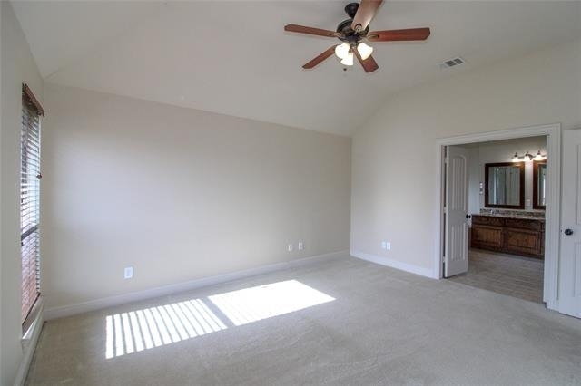 215 Wooded Creek Avenue - Photo 17