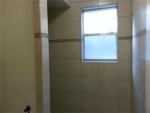 2507 Mardell Drive - Photo 8