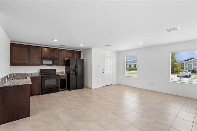 136 Thresher Lane - Photo 1