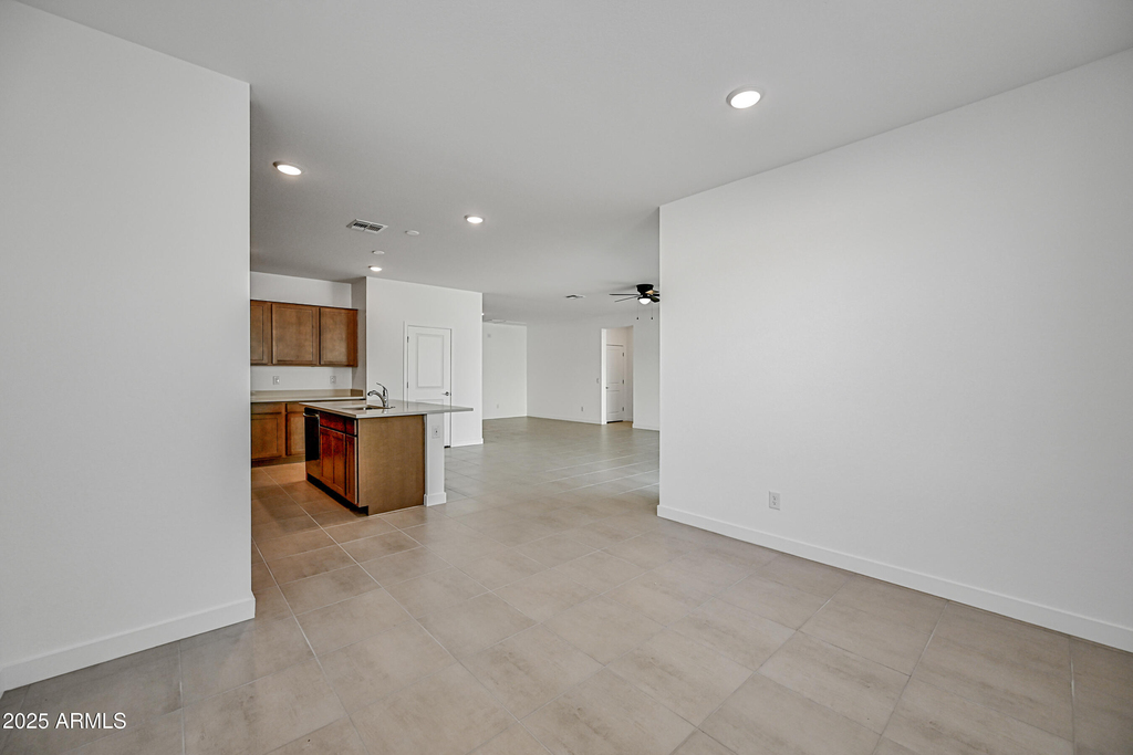 23410 W Florence Avenue - Photo 12