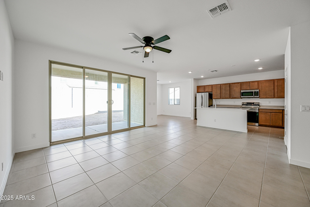 23410 W Florence Avenue - Photo 4
