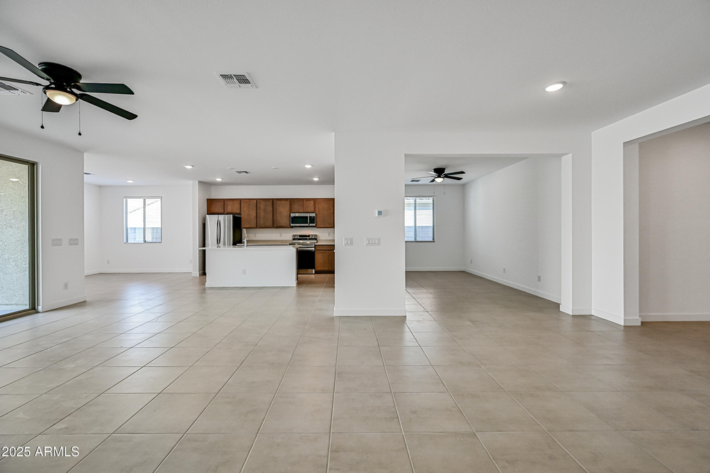 23410 W Florence Avenue - Photo 3