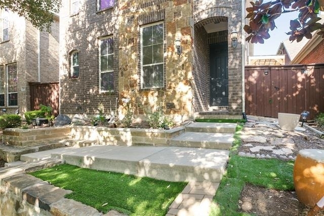 2450 Sunderland Lane - Photo 1