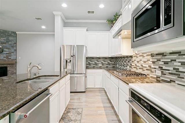 2450 Sunderland Lane - Photo 10