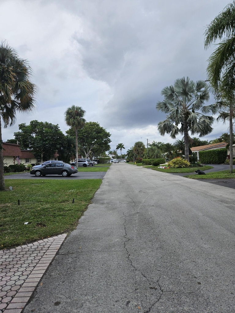 2010 Ne 33rd Street - Photo 20