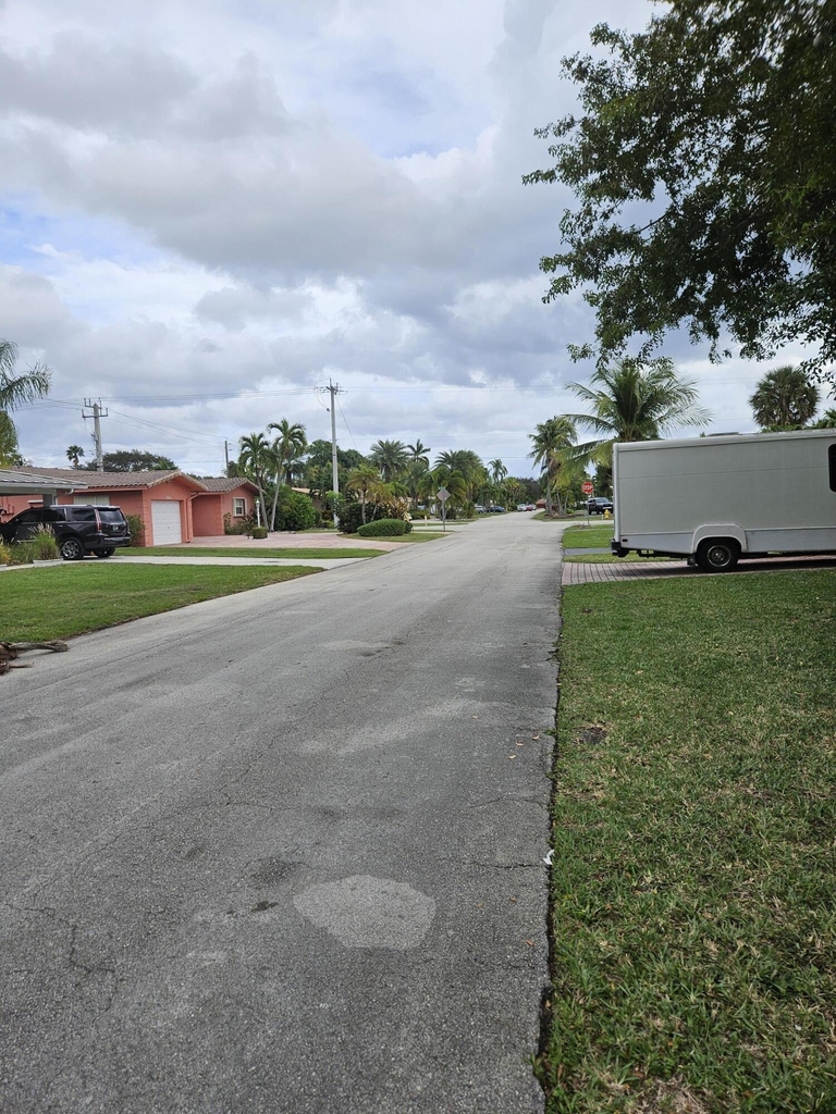 2010 Ne 33rd Street - Photo 19