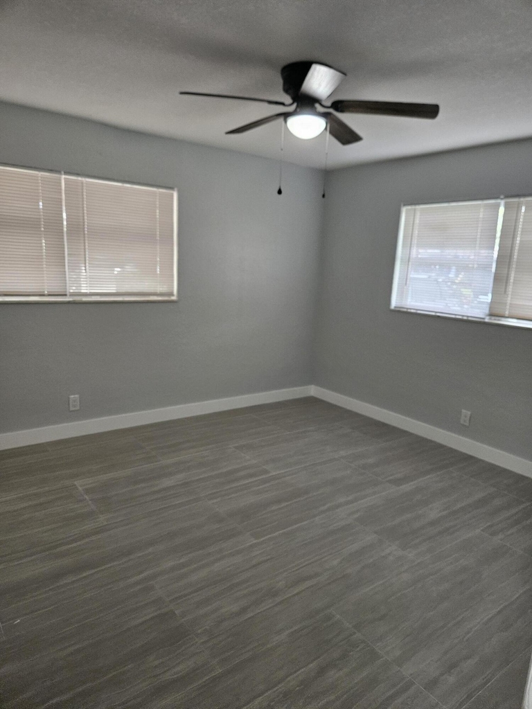 2010 Ne 33rd Street - Photo 7