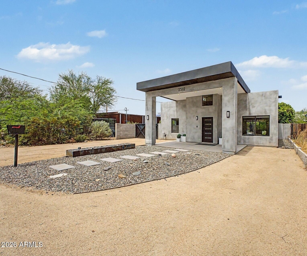 2312 E Curnow Drive - Photo 2