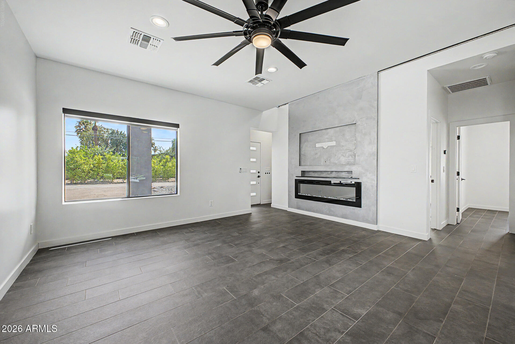 2312 E Curnow Drive - Photo 5