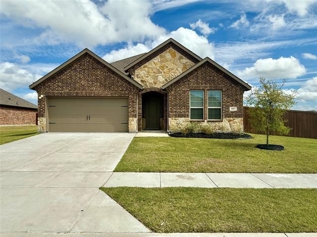217 Beechwood Avenue - Photo 1