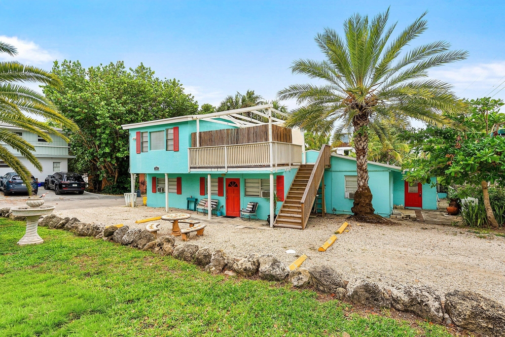 205 Coral Road - Photo 1