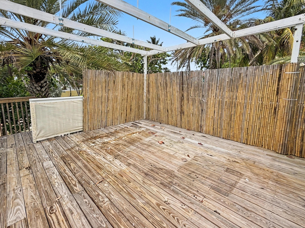 205 Coral Road - Photo 13
