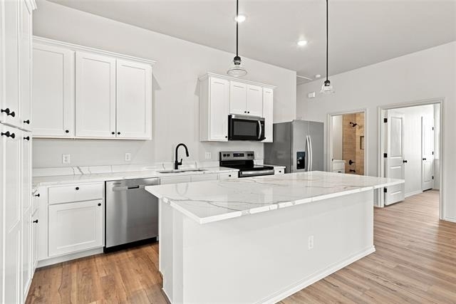 1022 E 9th Street - Photo 8