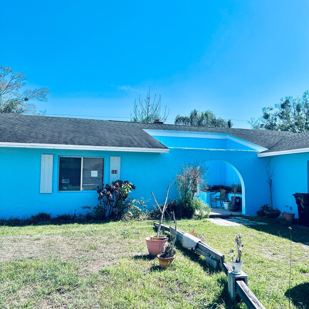 182 Ne Jettie Terrace - Photo 0