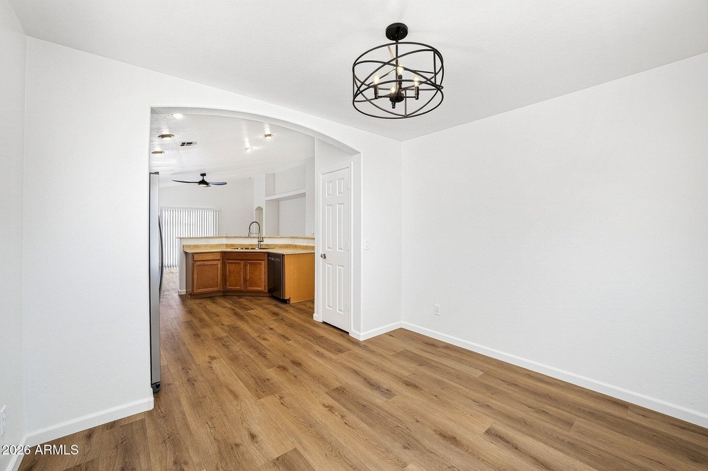 1582 E Leaf Road - Photo 6
