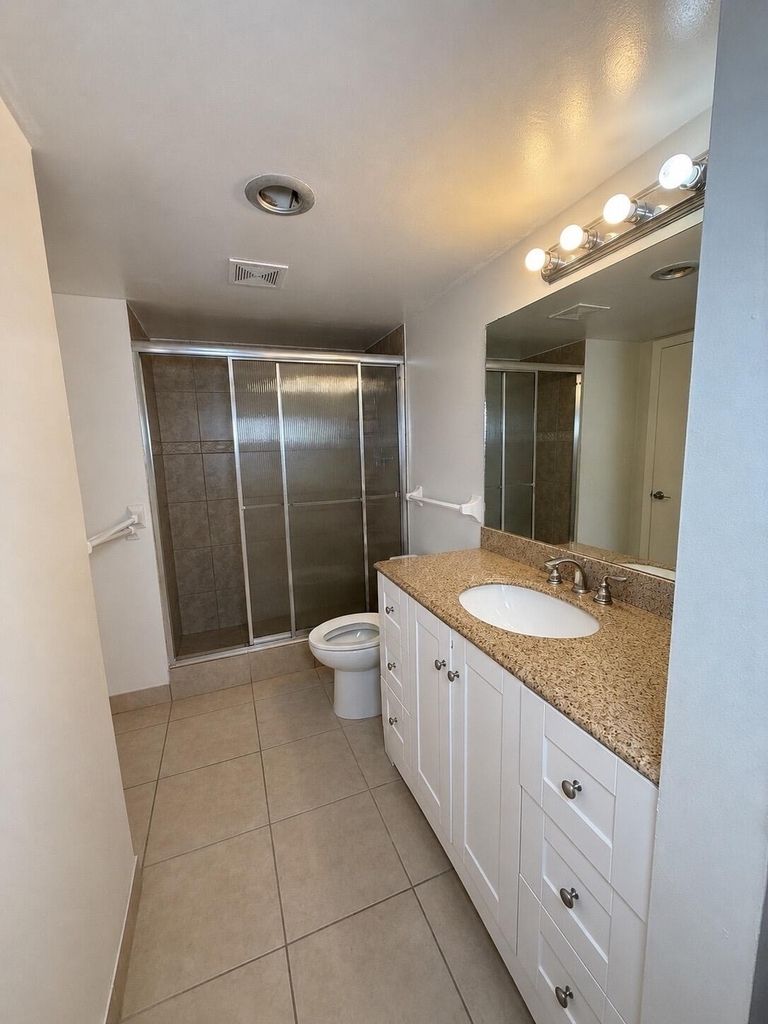 4168 Inverrary Drive - Photo 5