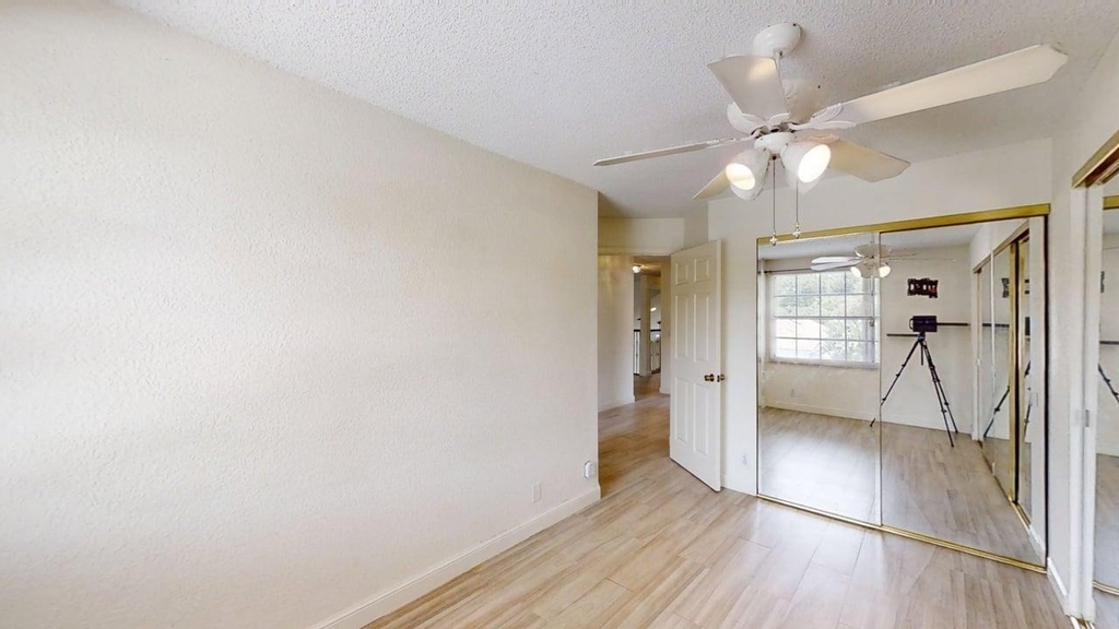 23330 La Vida Way - Photo 28
