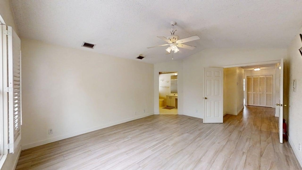 23330 La Vida Way - Photo 18
