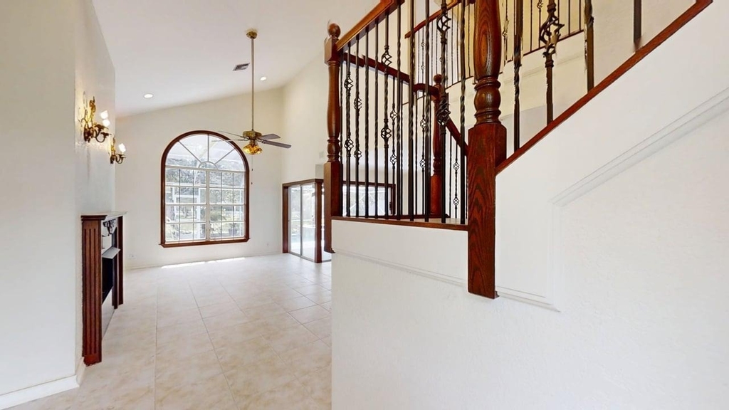 23330 La Vida Way - Photo 2
