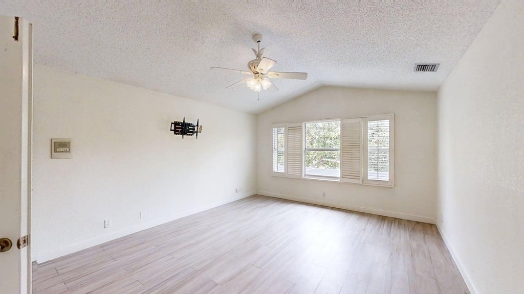 23330 La Vida Way - Photo 19