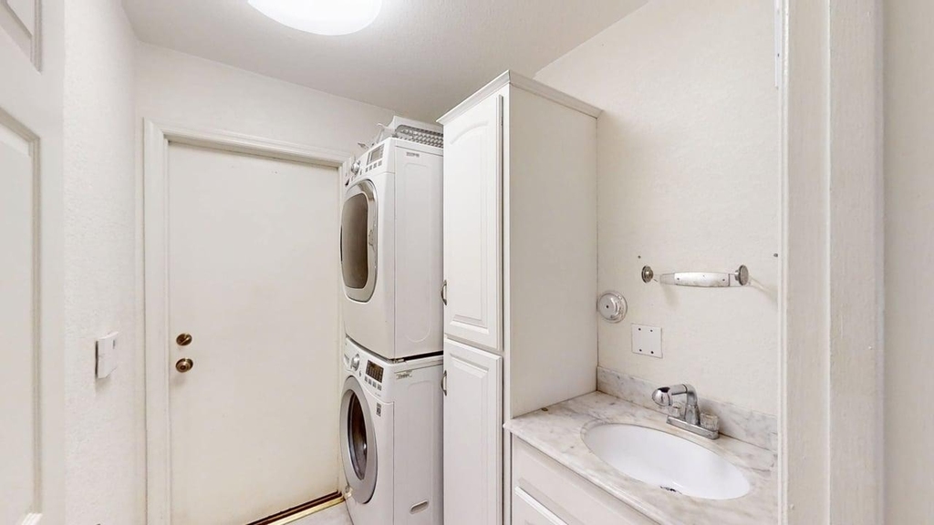 23330 La Vida Way - Photo 40