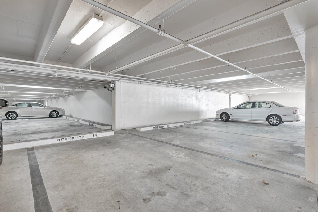 5380 N Ocean Drive - Photo 32