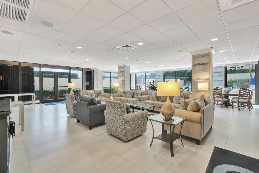 5380 N Ocean Drive - Photo 35