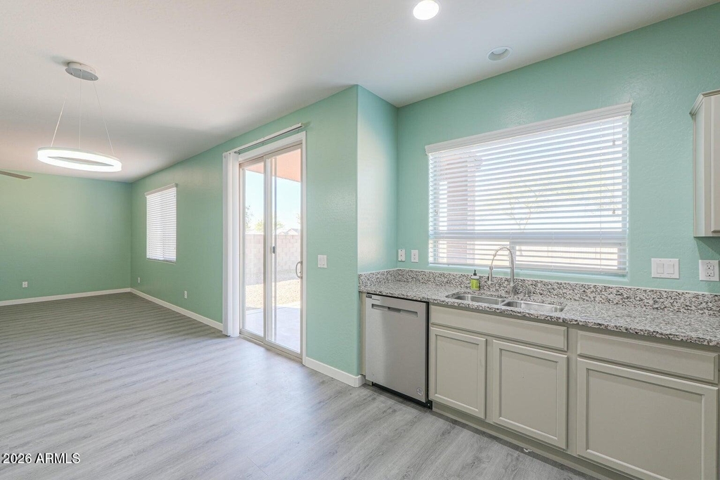 4722 S 238th Lane - Photo 5