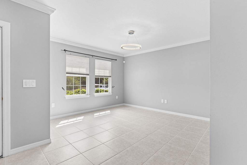 681 Sw Millard Drive - Photo 33