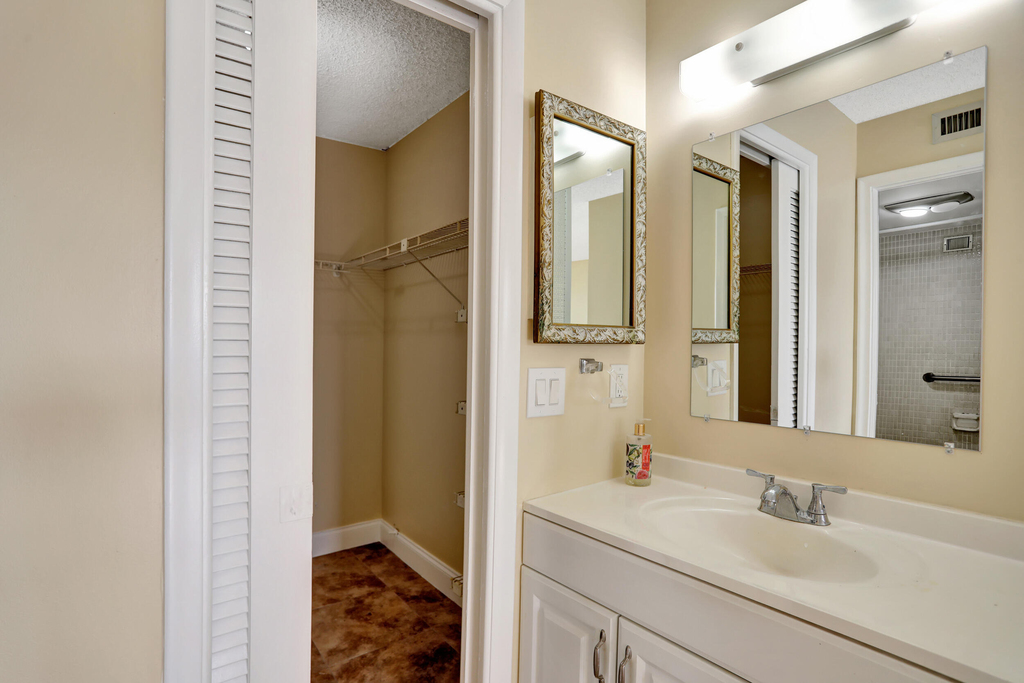 3 Royal Palm Way - Photo 17