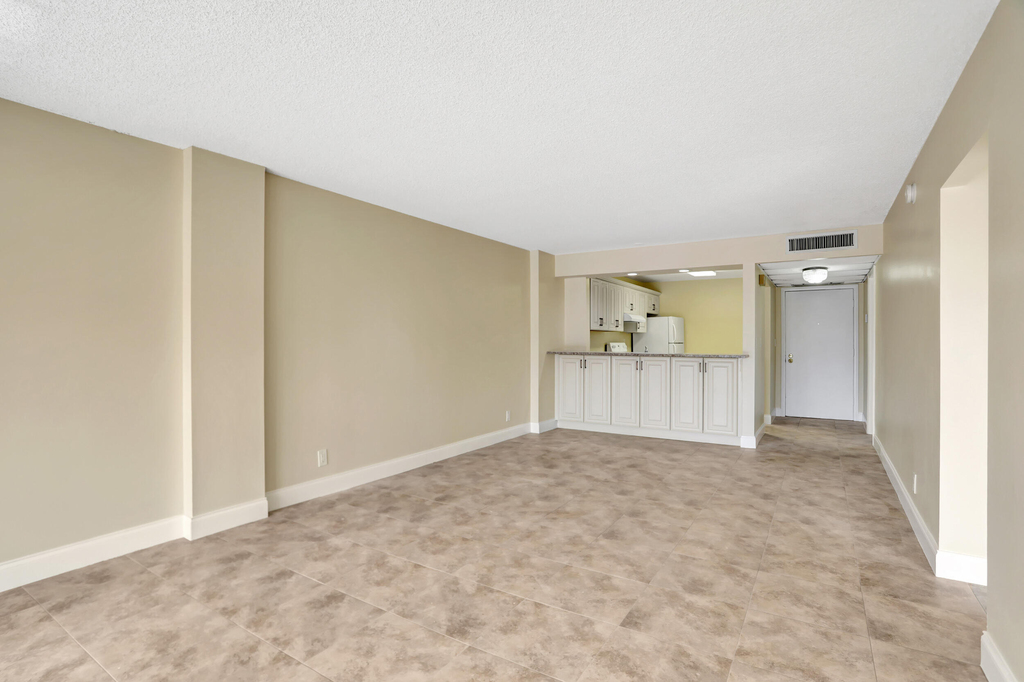 3 Royal Palm Way - Photo 14