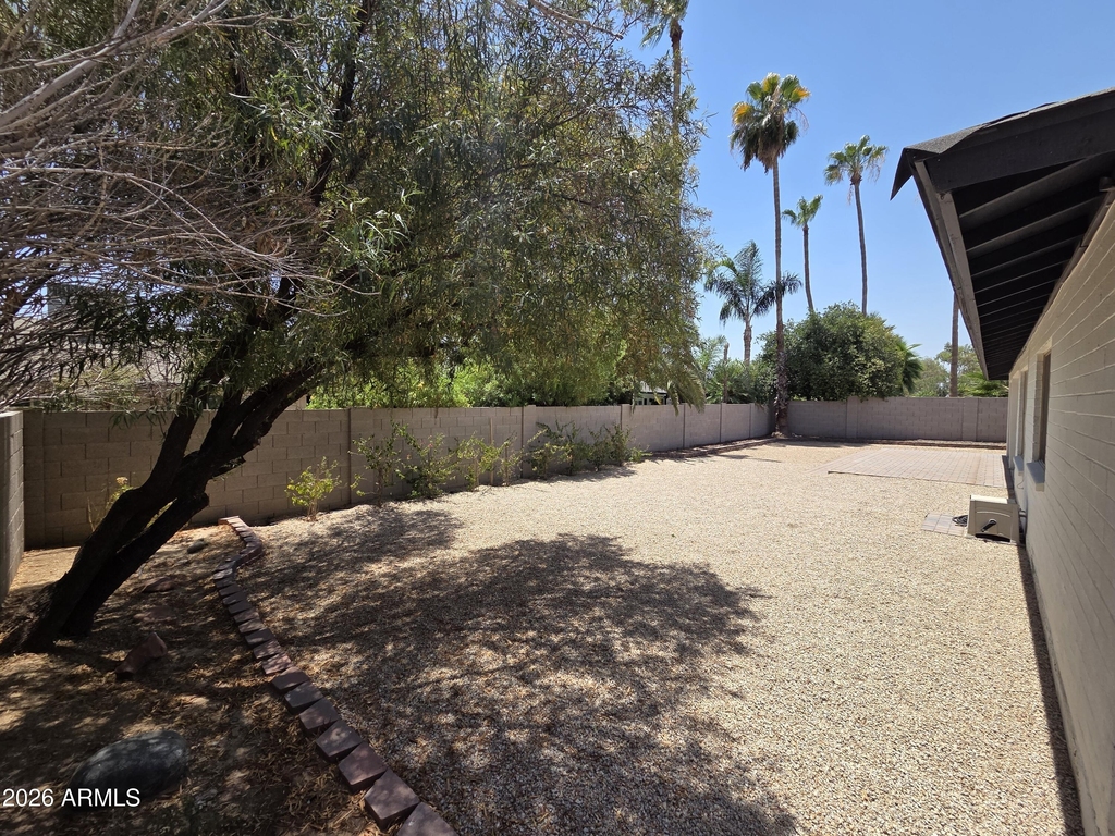 5835 E Acoma Drive - Photo 45