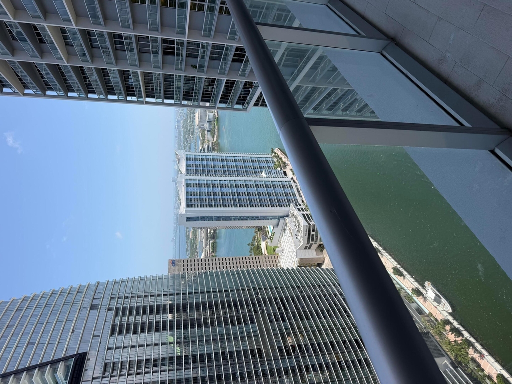 475 Brickell Avenue - Photo 3