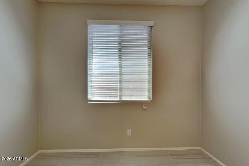 19709 W Campbell Avenue - Photo 12